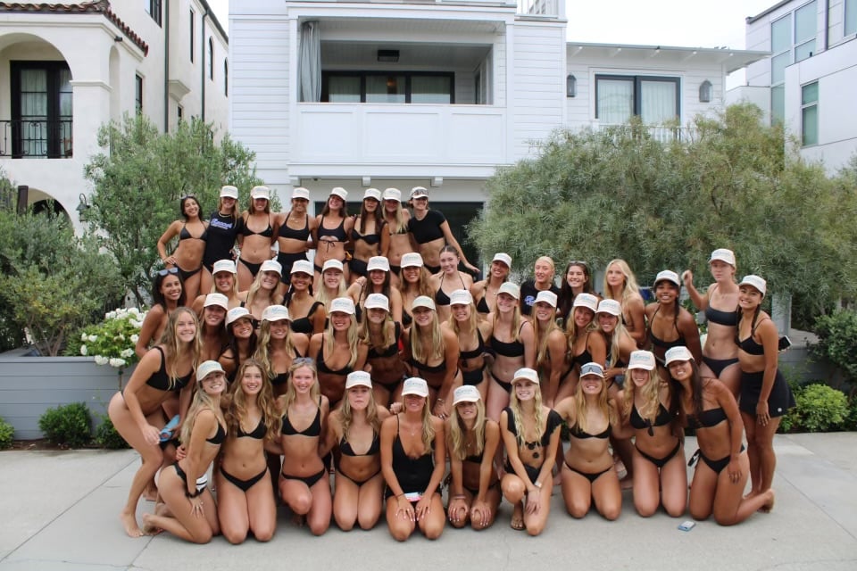 Manhattan Beach Sixer team